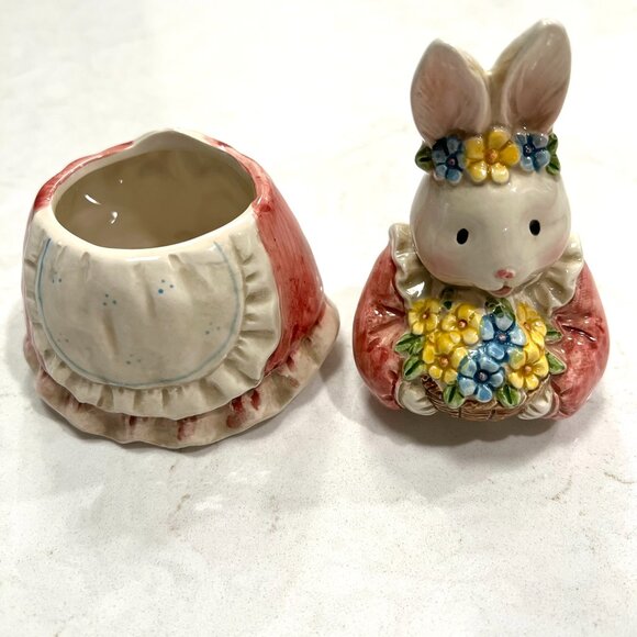 Bunny Rabbit Porcelain Figurine VINTAGE - Picture 2 of 4